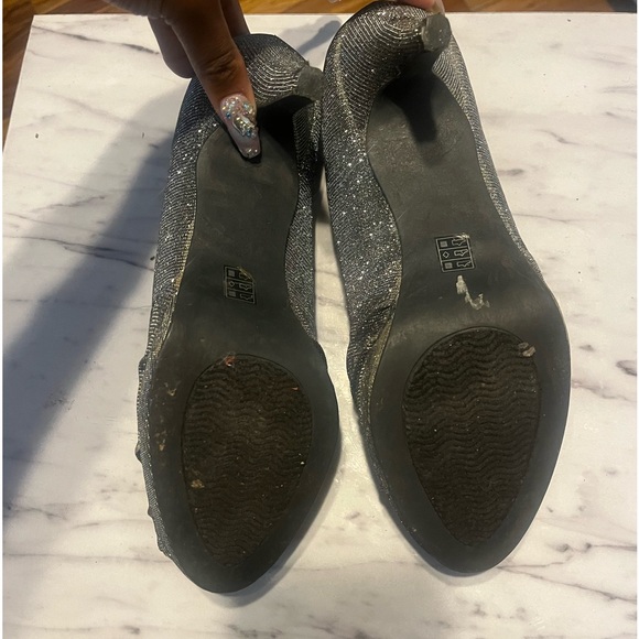 Dressbarn Sparkle Peep Toe Shoes Sz 9.5 - Picture 2 of 4